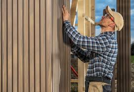 Siding Removal and Disposal in Del Rio, CA